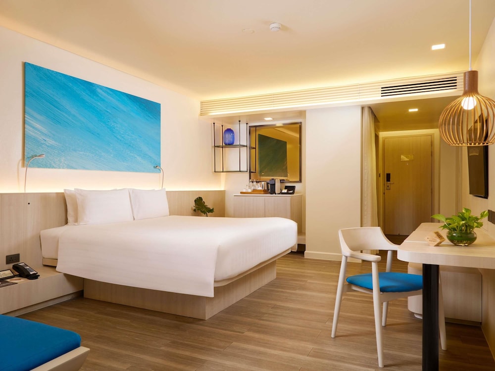 Premium Room, 1 King Bed
