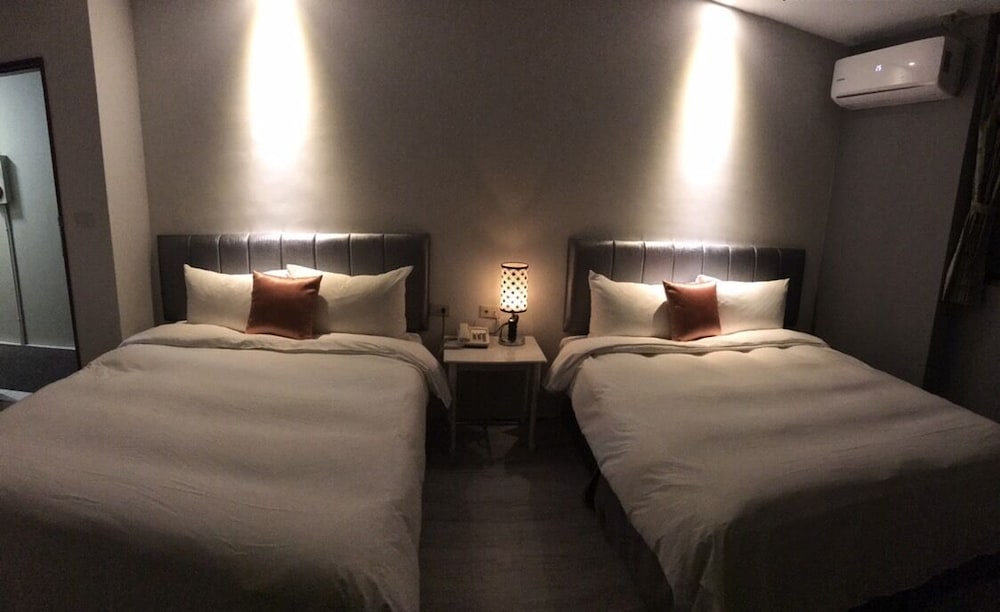 Superior Quadruple Room, 2 Double Beds, Mountain View photo 2