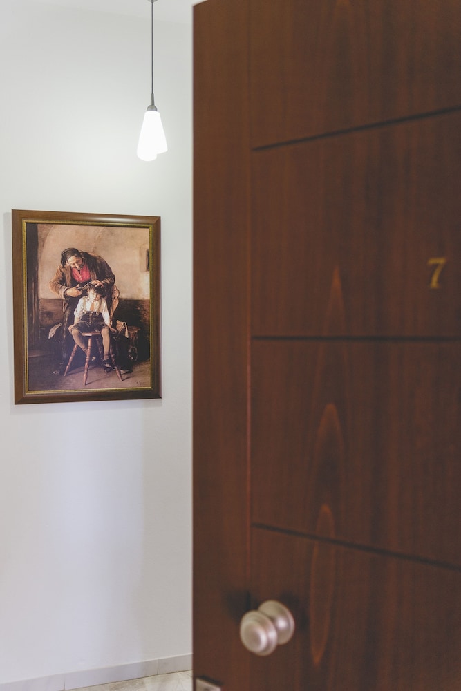 Family Apartment photo 3