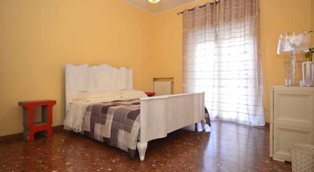 Classic Double Room, Shared Bathroom