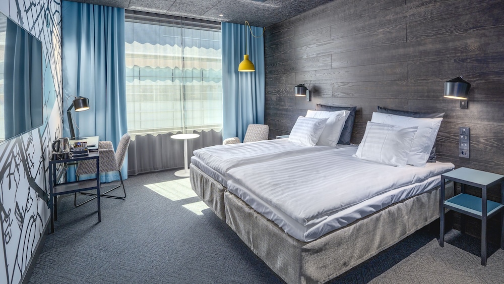 Standard Twin Room - Photo 4