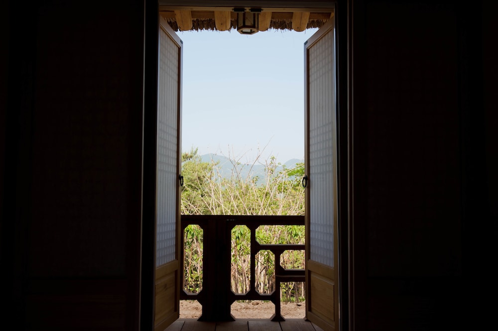 Standard Room (Ondol, Free Nature Park) - Photo 3