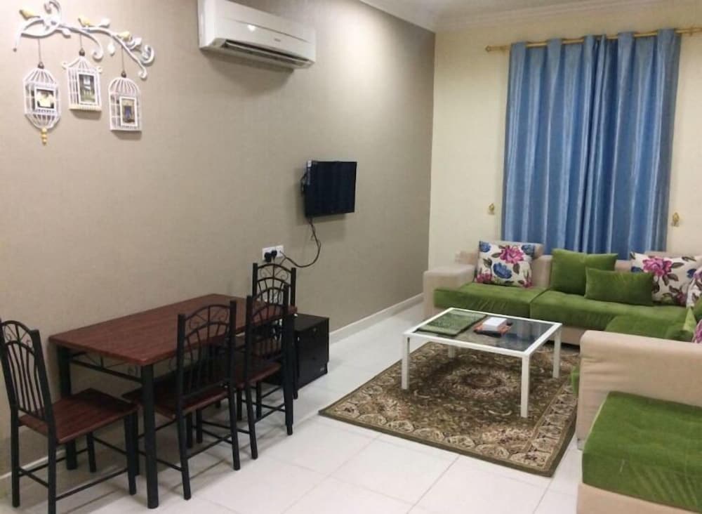 Grand Apartment, 2 Bedrooms photo 2