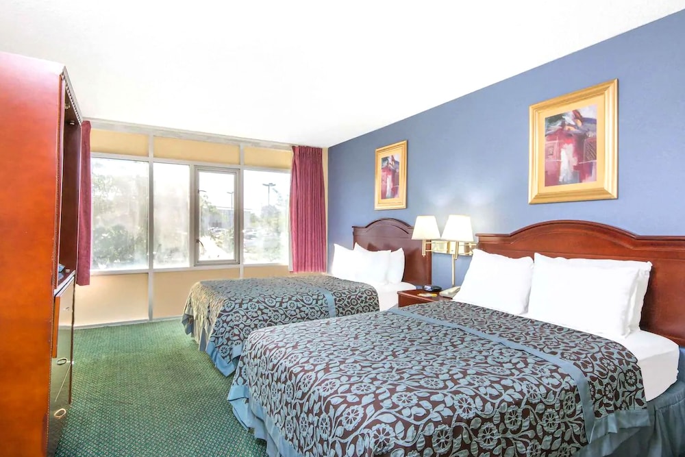 Comfort Room, 2 Queen Beds, Non Smoking