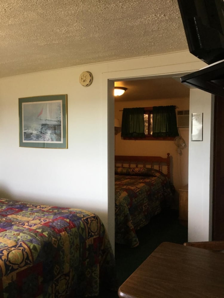 Traditional Double Room, Lake View photo 2