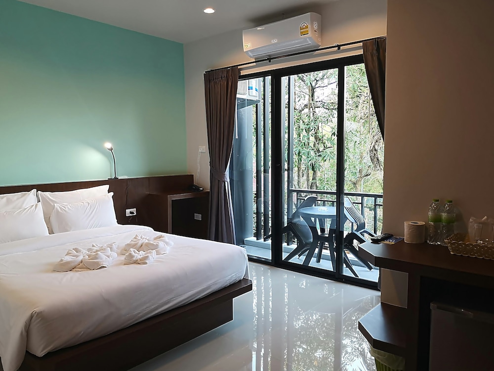 Standard Double Room, City View - Photo 2