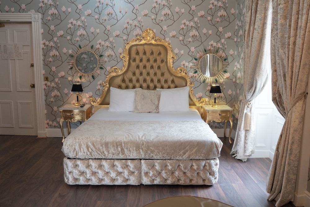 Luxury Triple Room - Photo 2
