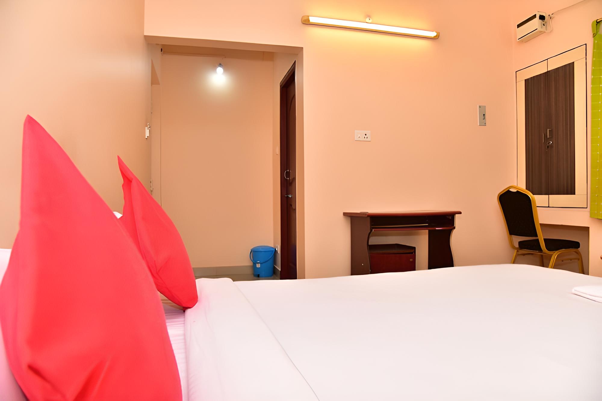 Deluxe Double Room photo 2