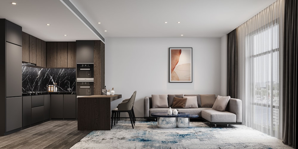 Deluxe Suite, City View photo 3