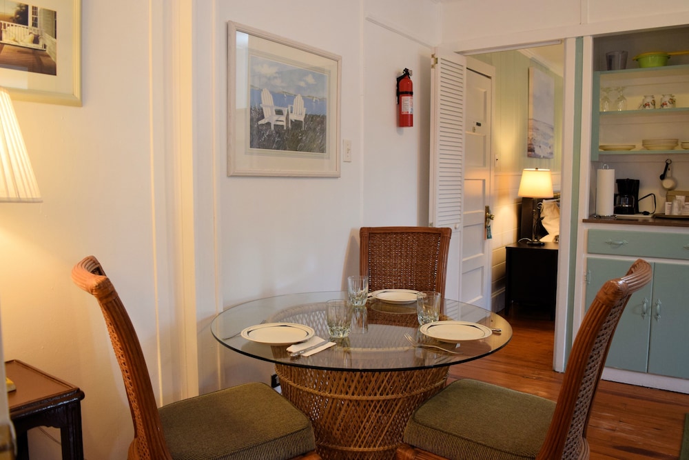 Howard Suite