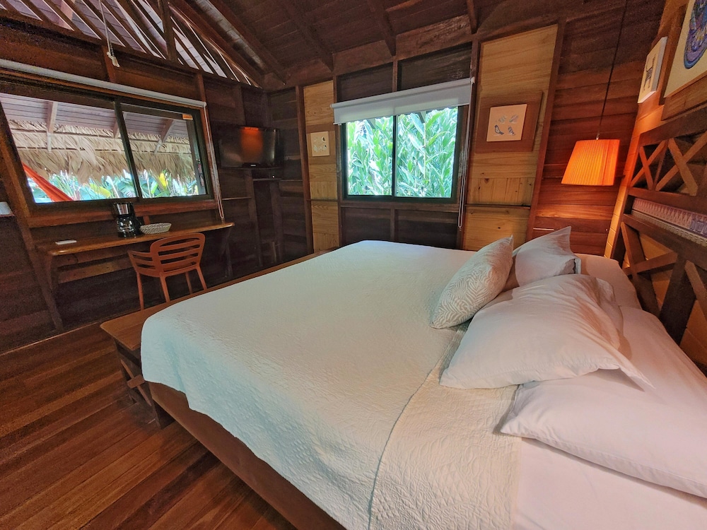 Exclusive Bungalow, Garden View - Photo 13