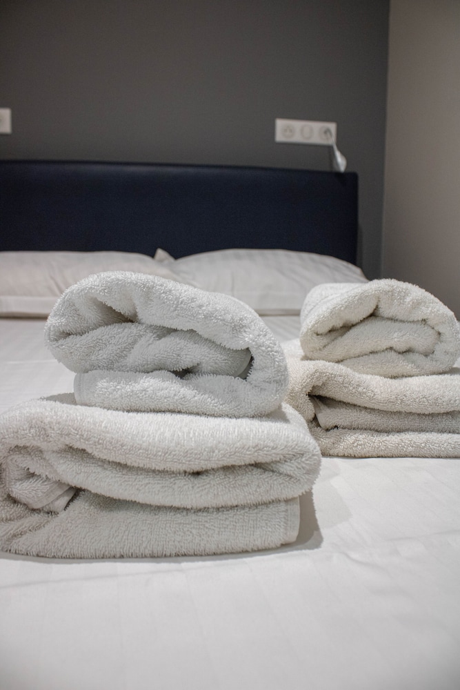 Standard Room - Photo 11