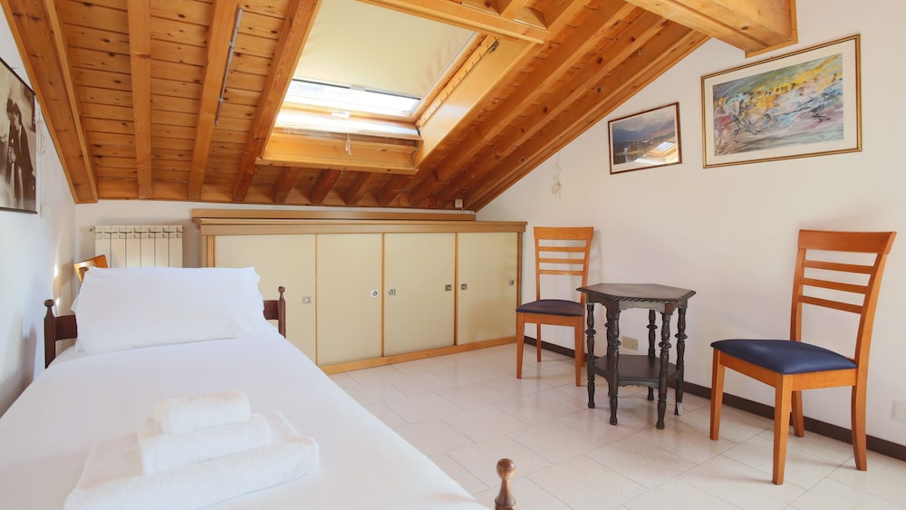 Apartment (2 Bedrooms) photo 2