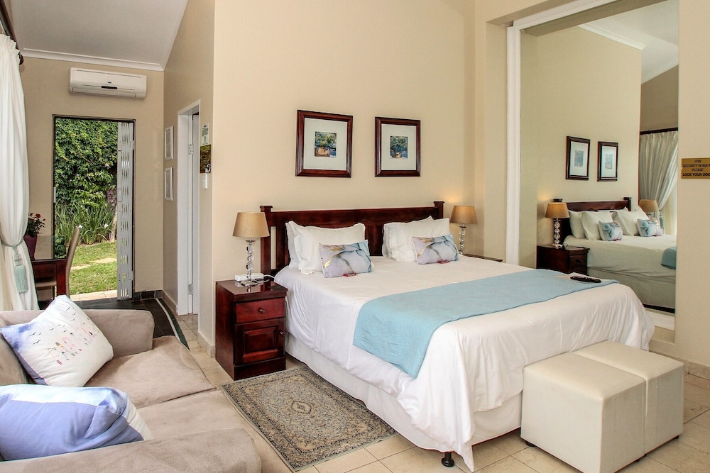 Luxury Double or Twin Room photo 1
