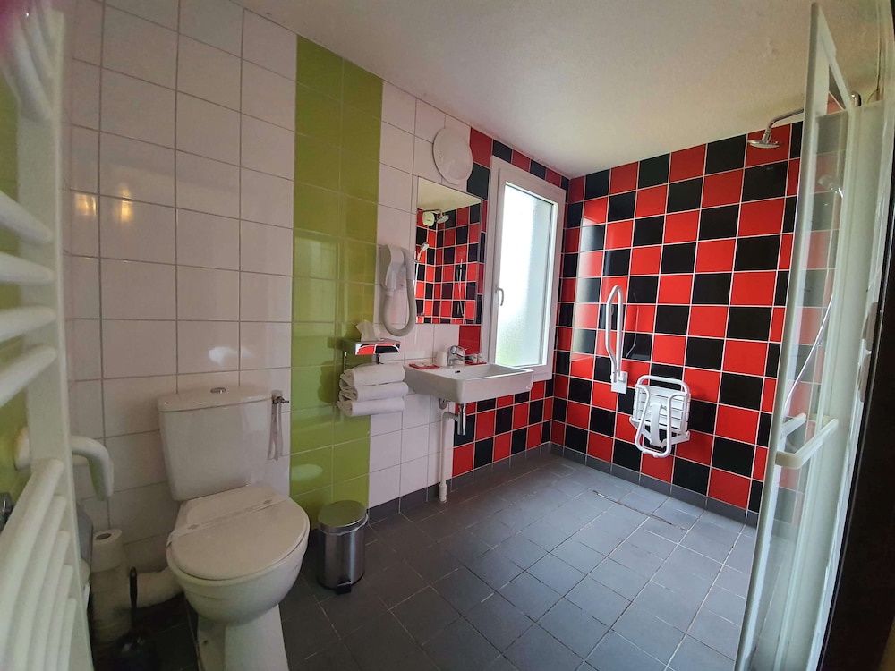 Standard Room, 1 Double Bed - Photo 5