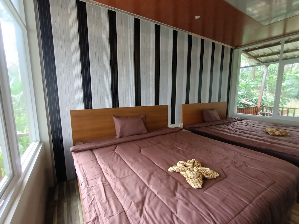 Family Room - Photo 8