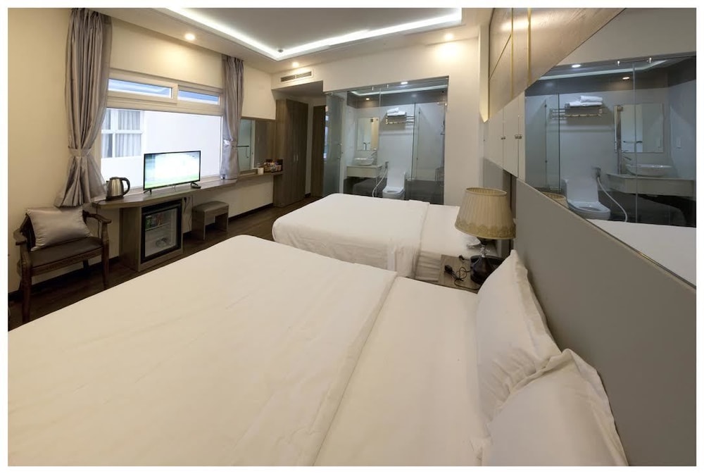 Deluxe Quadruple Room, 2 Double Beds