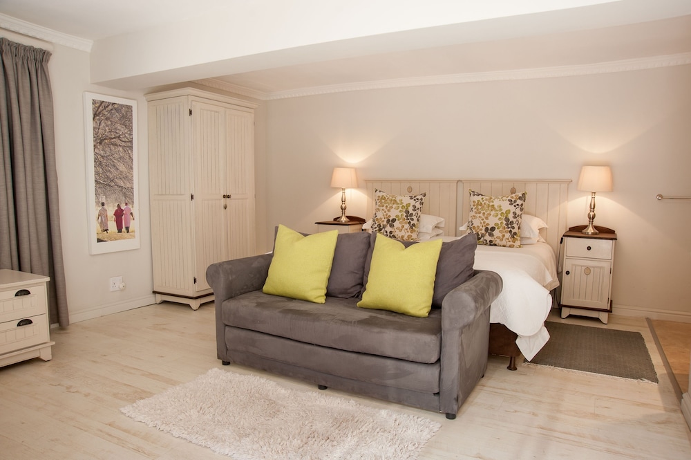 Palm Suite photo 3