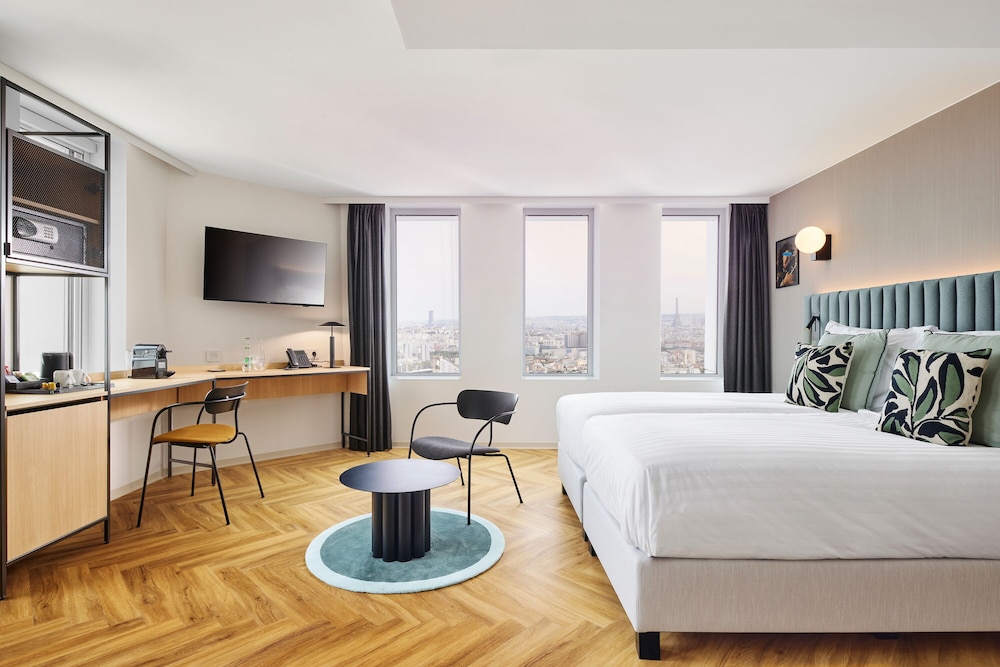 Deluxe Double or Twin Room