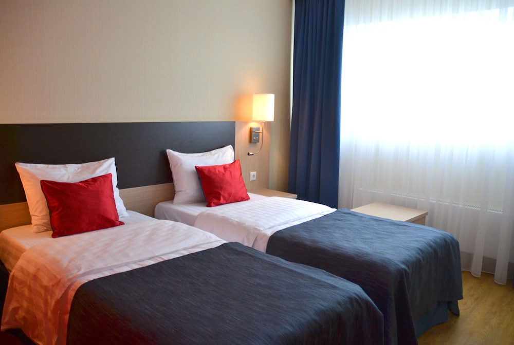 Standard Twin Room photo 2