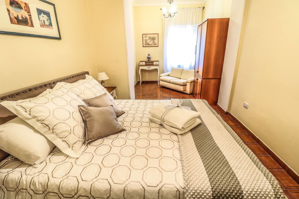 Family Suite, 2 Bedrooms, Balcony, Sea View photo 3