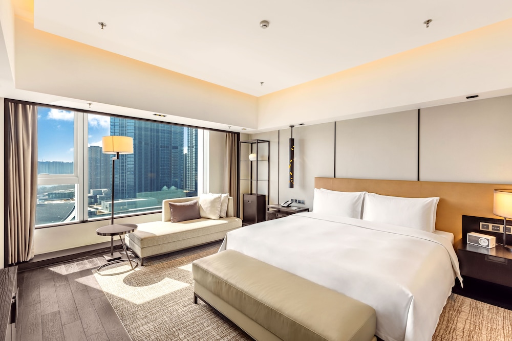 Premier Suite photo 2