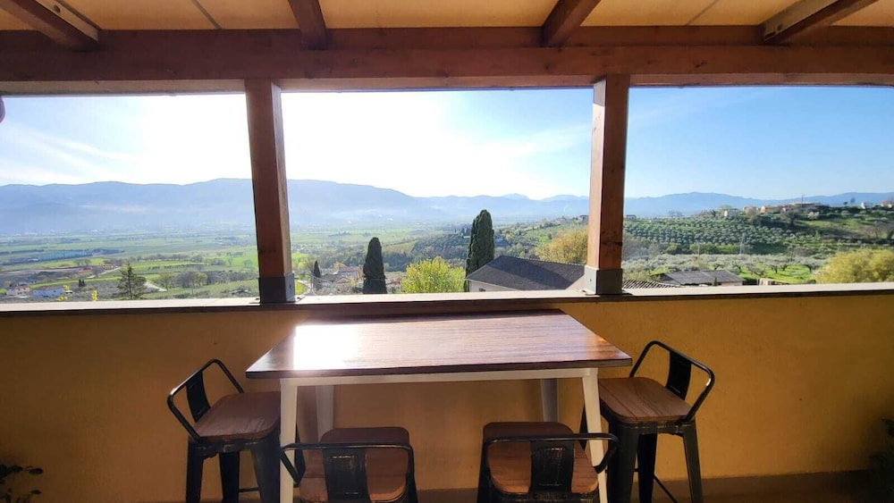 Comfort Apartment, Private Bathroom, Mountain View