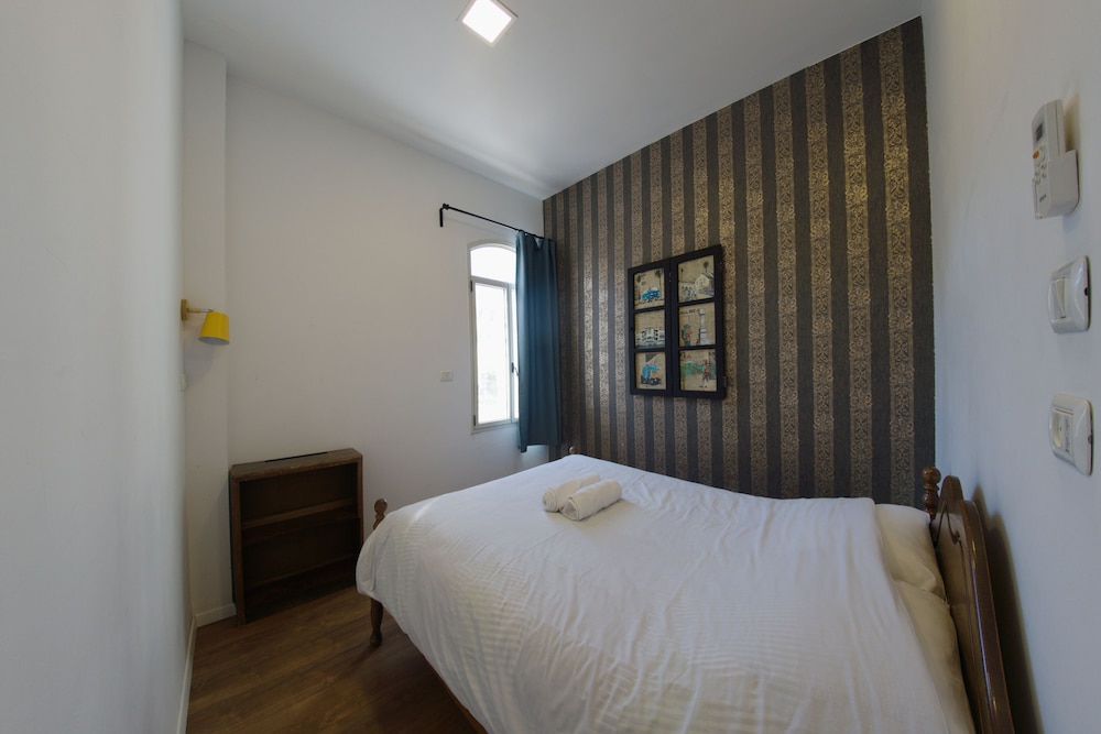 Basic Double Room, 1 Double Bed