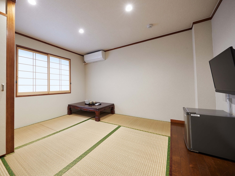 Japanese Style Room - Photo 19