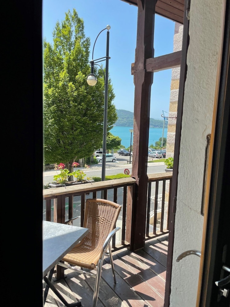 Superior Room, Lake View photo 3