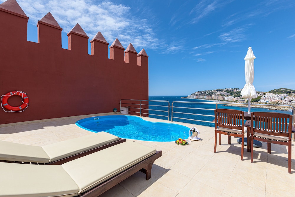 Presidential Suite, Private Pool, Sea View photo 3