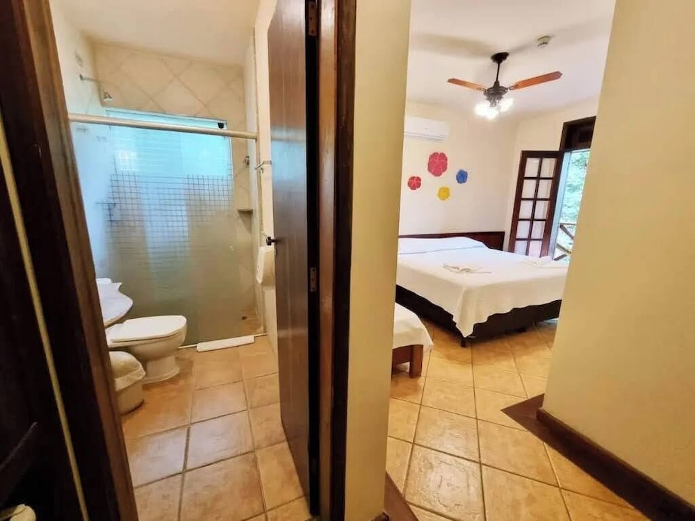 Standard Triple Room photo 2