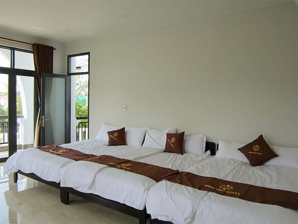 Family Room photo 1