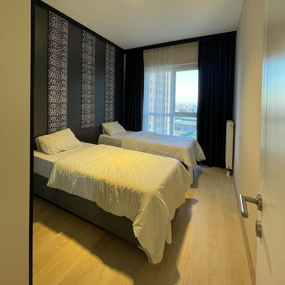 Luxury Villa, Multiple Beds, Non Smoking, City View photo 1