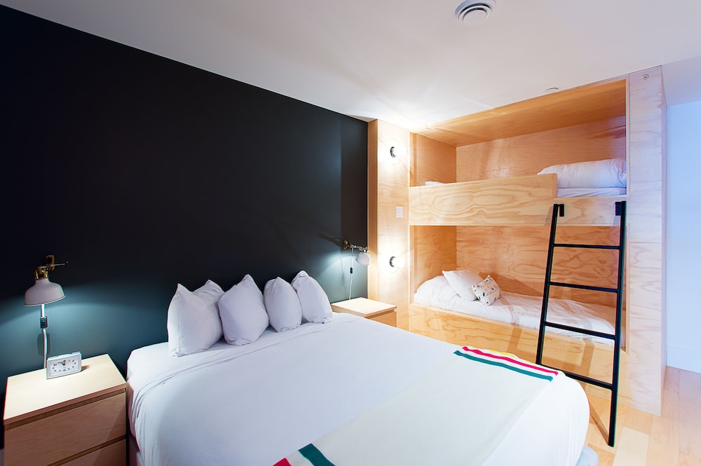 Two-Bedrooms Family Apartment + Bunk bed - City View (303)