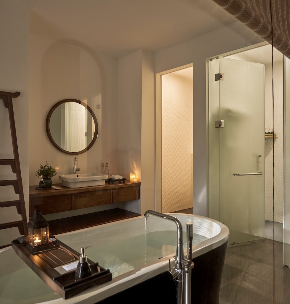Superior Double or Twin Room - Photo 8