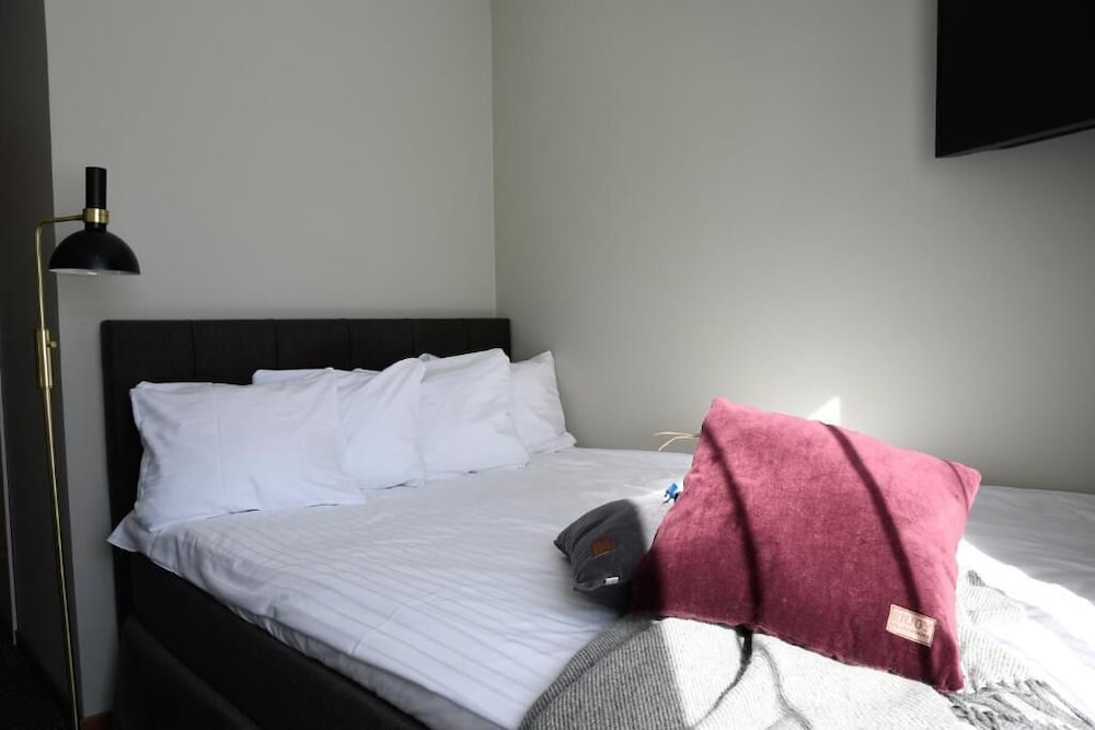 Superior Room, 1 Queen Bed, Non Smoking photo 3