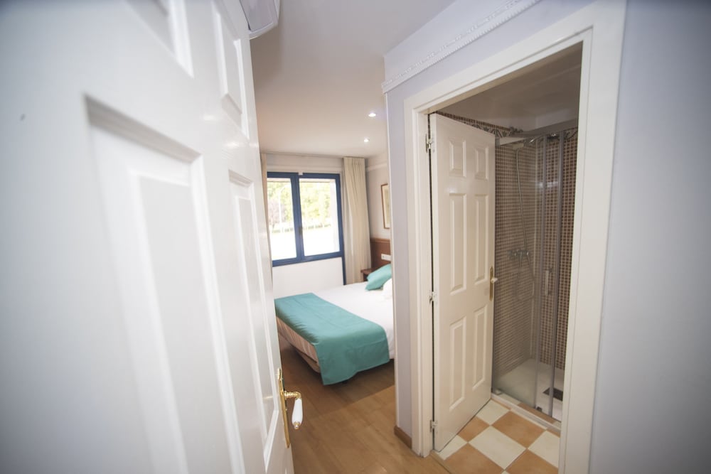 Double Room Single Use
