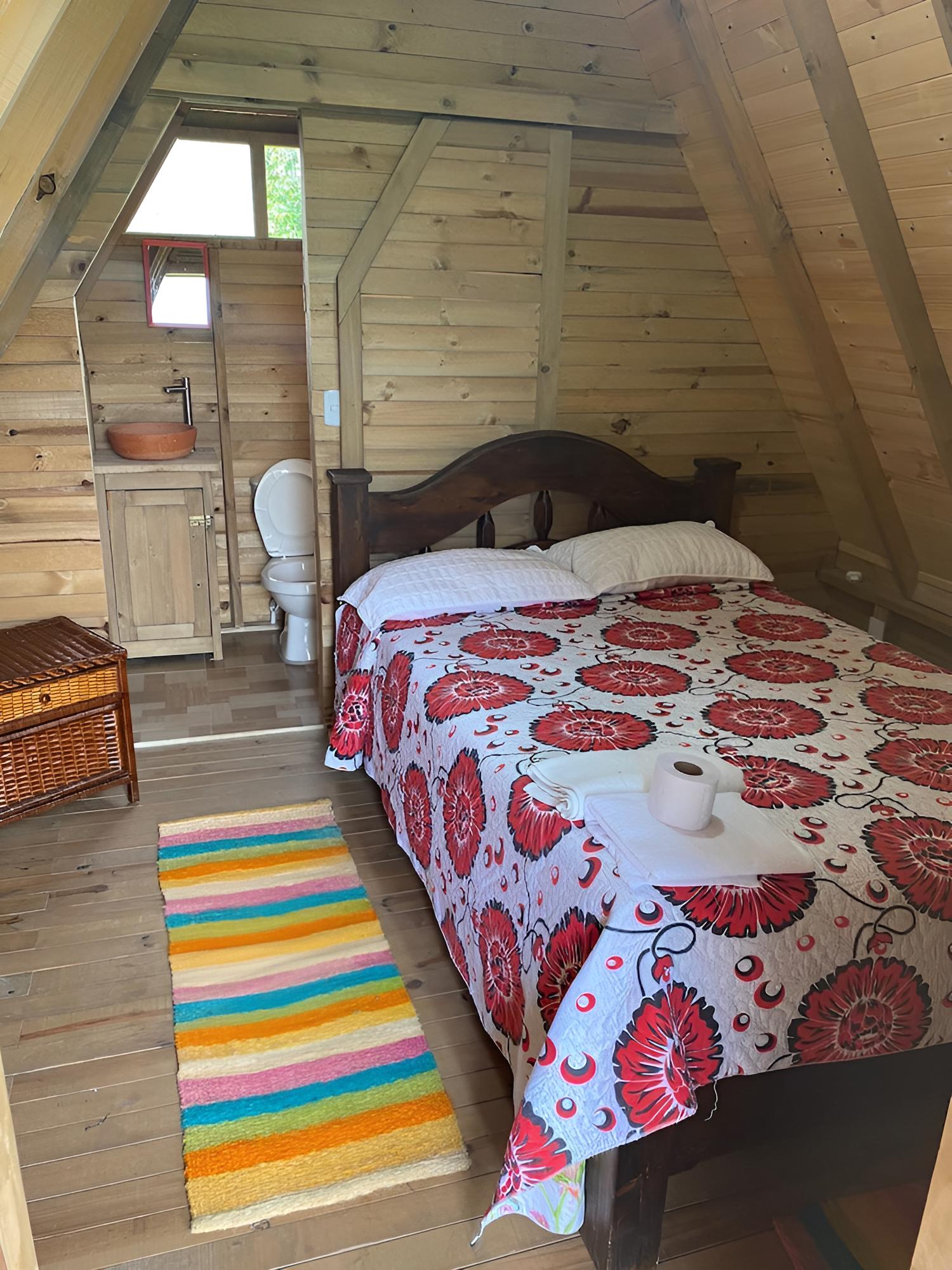 Honeymoon Cabin photo 2