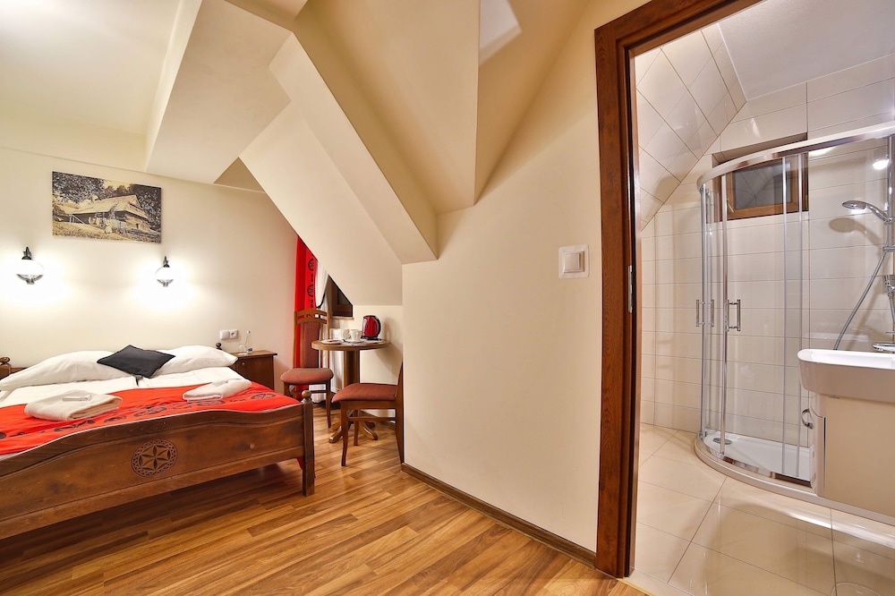 Classic Double Room - Photo 6