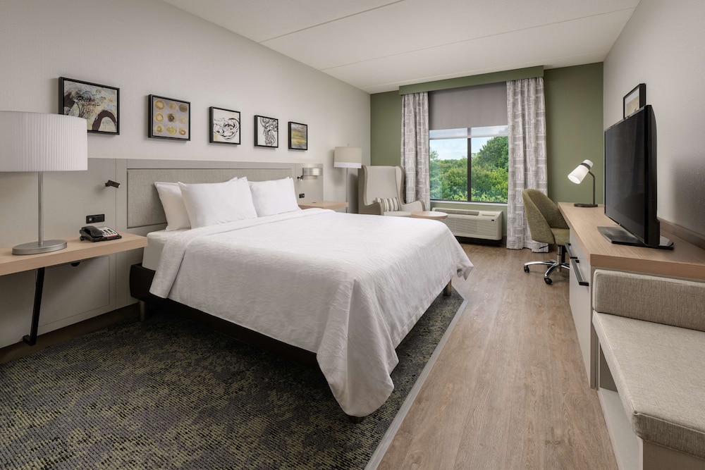 Room, Accessible, Bathtub (Hearing) - Photo 1