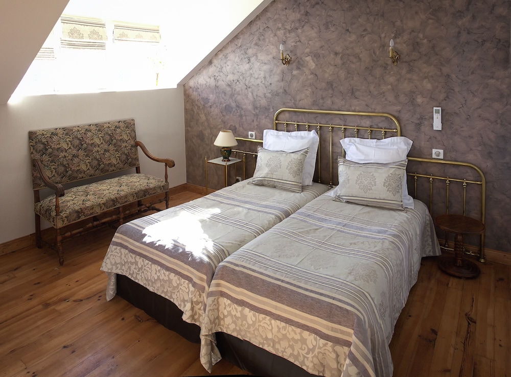 Room (Neouvielle) photo 1