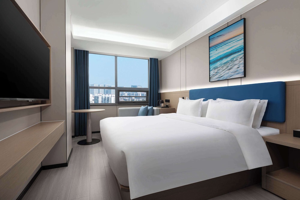 Room, 1 King Bed, Non Smoking (Selected)