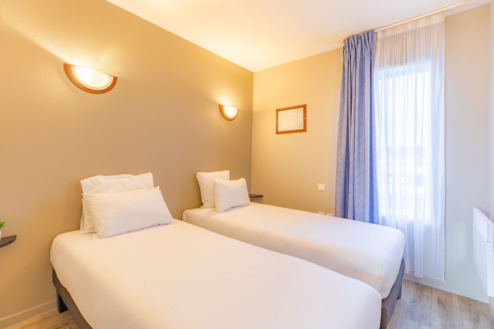 Family Apartment, 2 Bedrooms - Photo 3