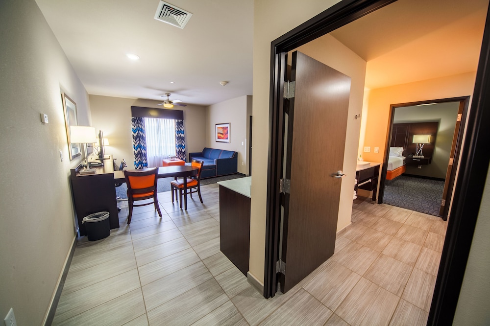 Suite, 1 Bedroom, Mobility Accessible (Accessible Tub) photo 2