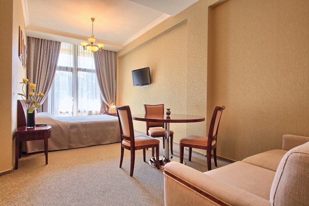 Family Suite (Wellness Special Deal) photo 2