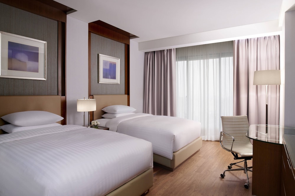 Room, 2 Twin Beds - Photo 2