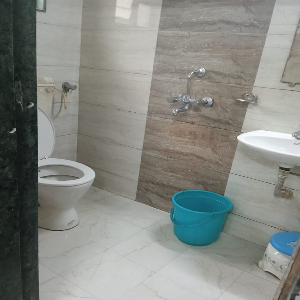 Standard Room photo 3