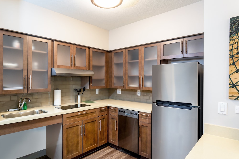 Studio Suite, Accessible, Kitchen (Accessible Tub) - Photo 1