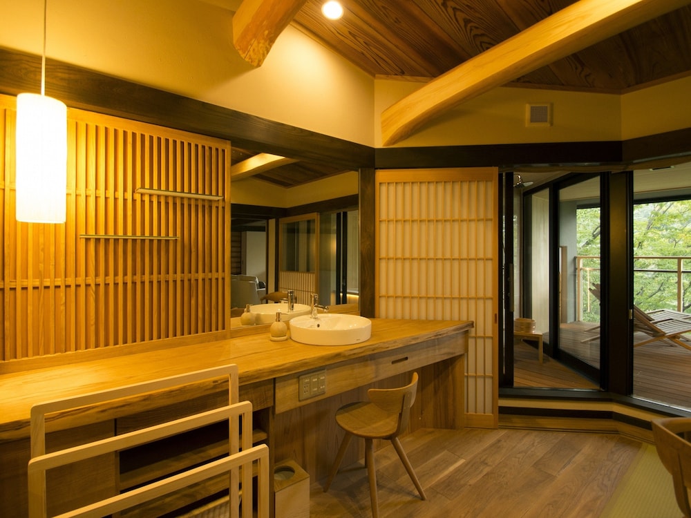 Deluxe Twin Room with Forest View, Japanese breakfast, Check-in only between 3pm-6pm, Non Smoking photo 3
